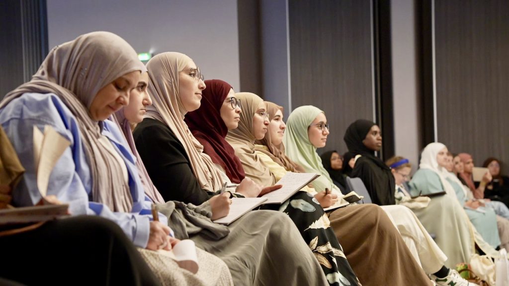 Premier séminaire Hafidhat en partenariat avec Sheykha Haifaa Younis de Jannah Institute