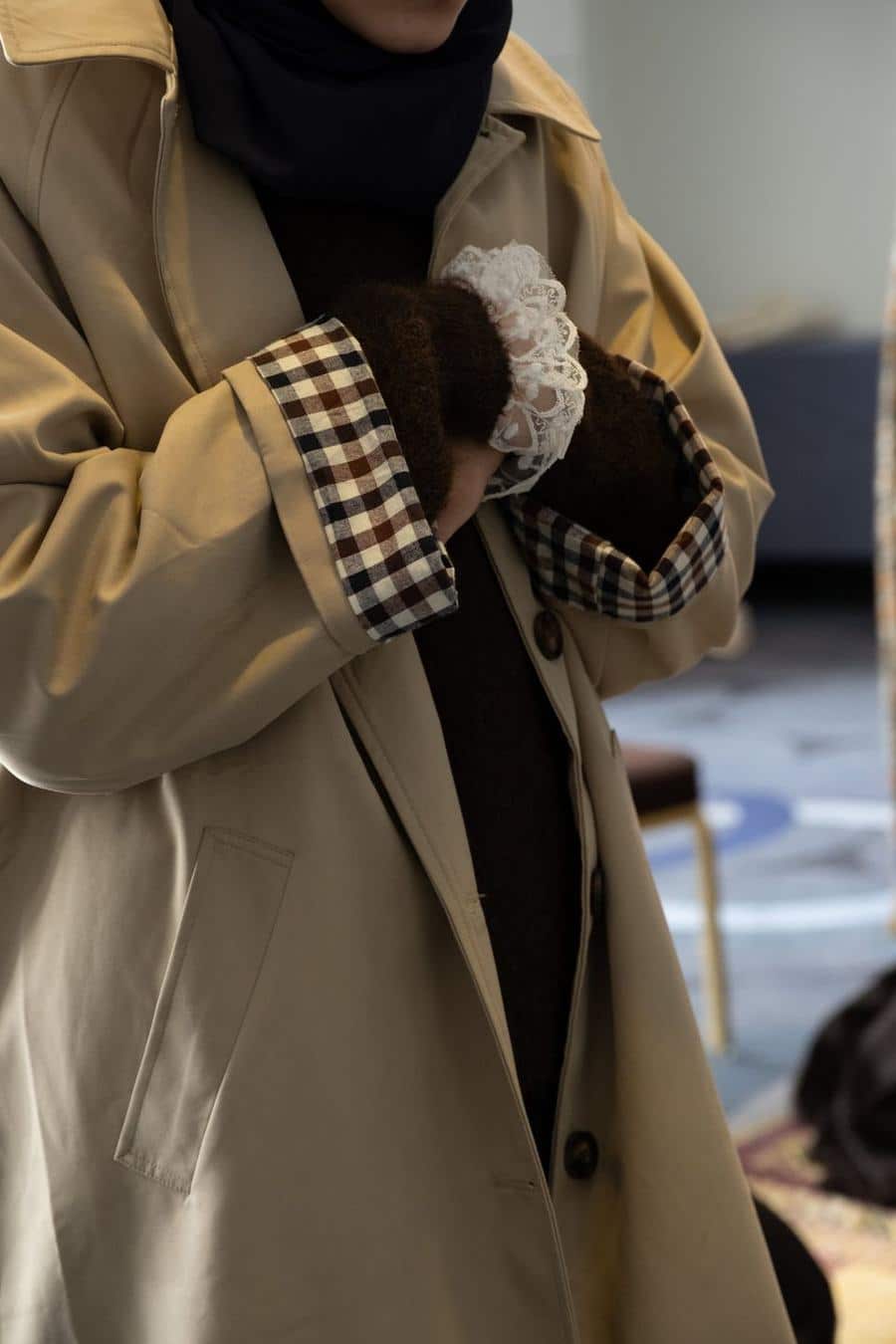 Une participante, la main posée sur le cœur
